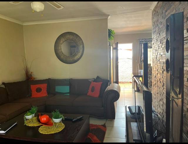 2 BEDROOM COMPLEX FOR SALE IN AMANDASIG